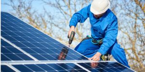Installation Maintenance Panneaux Solaires Photovoltaïques à La Chapelle-Bayvel